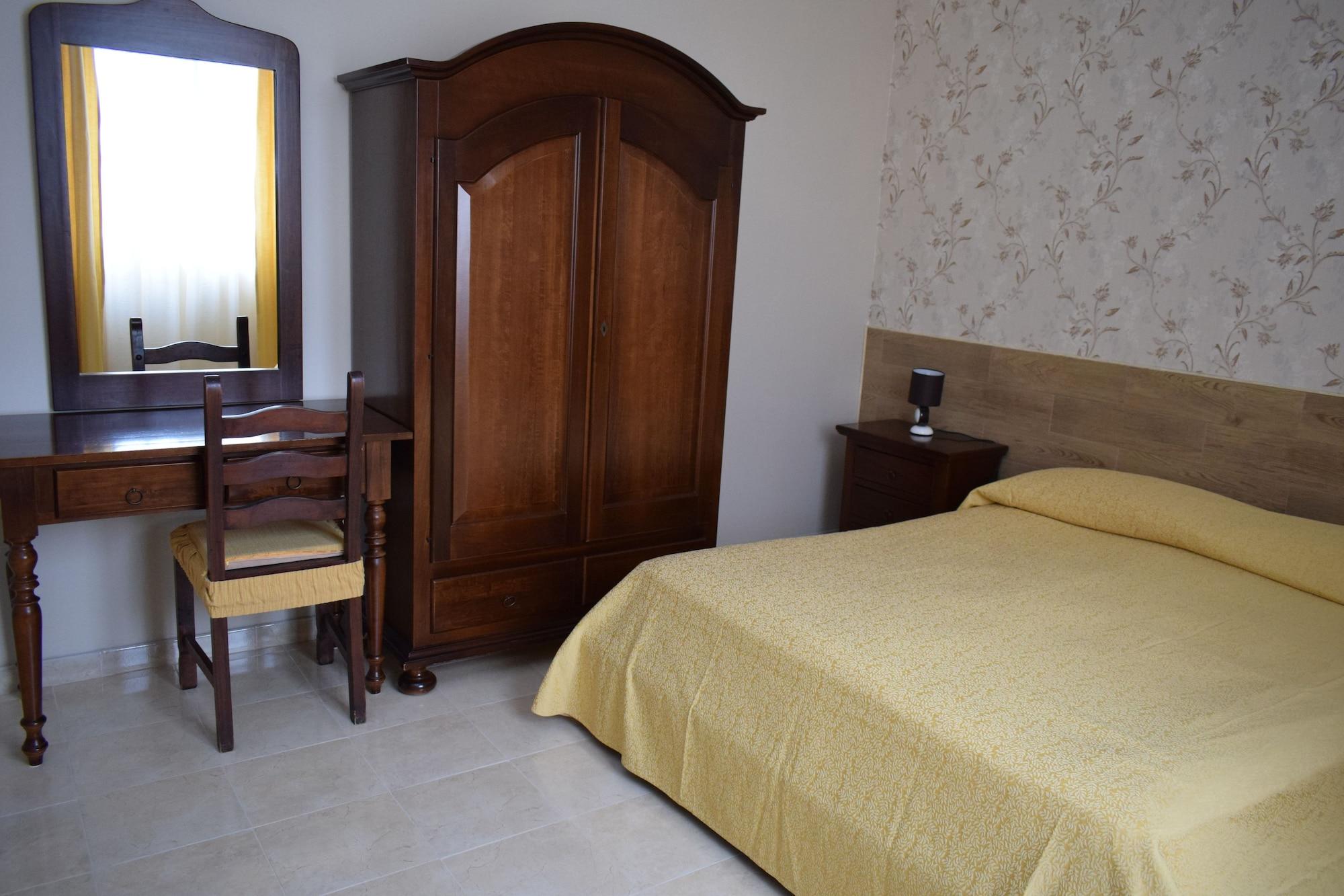 Bed & Breakfast Delle Palme Trapani Bagian luar foto