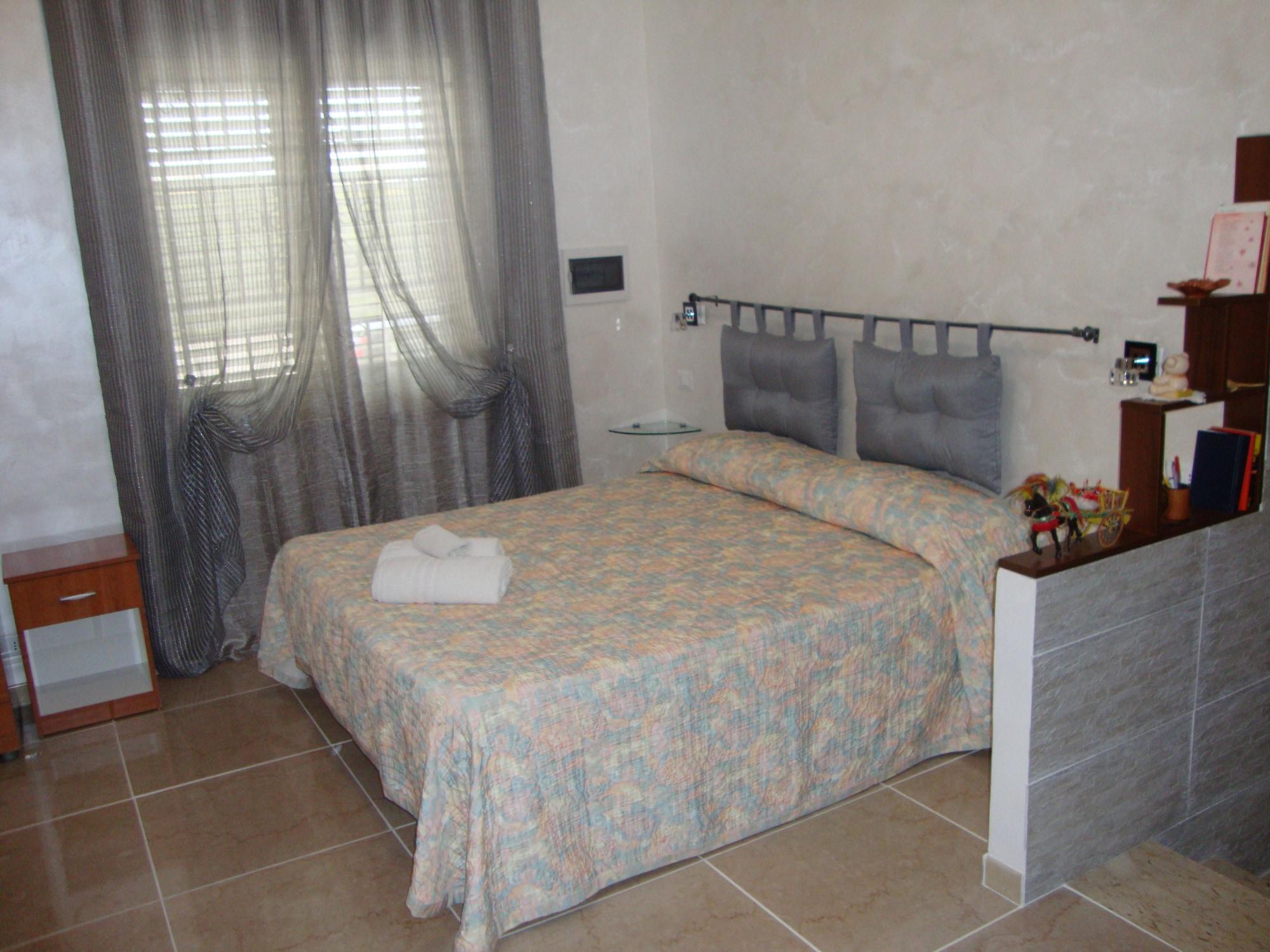 Bed & Breakfast Delle Palme Trapani Bagian luar foto