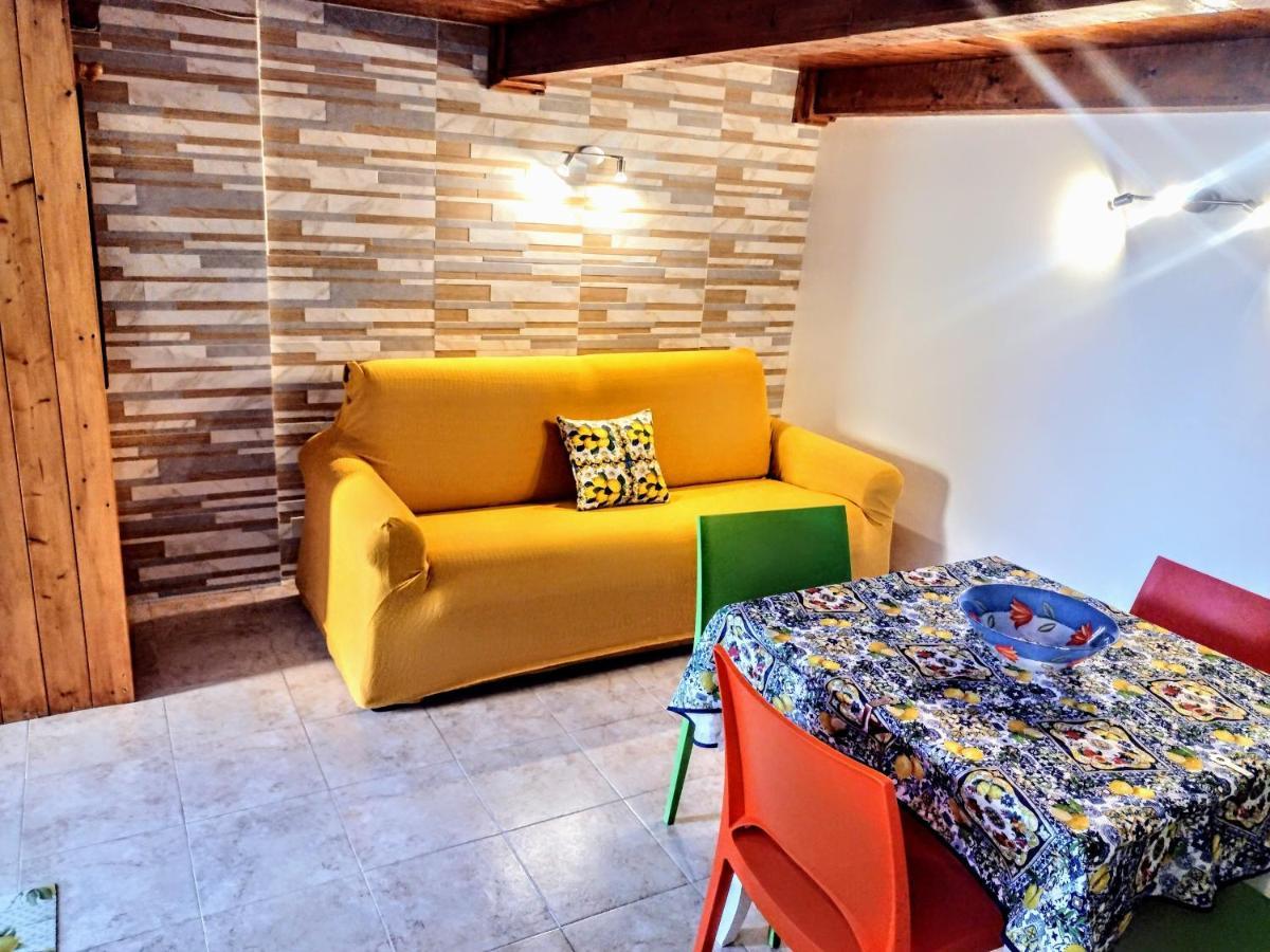 Bed & Breakfast Delle Palme Trapani Bagian luar foto