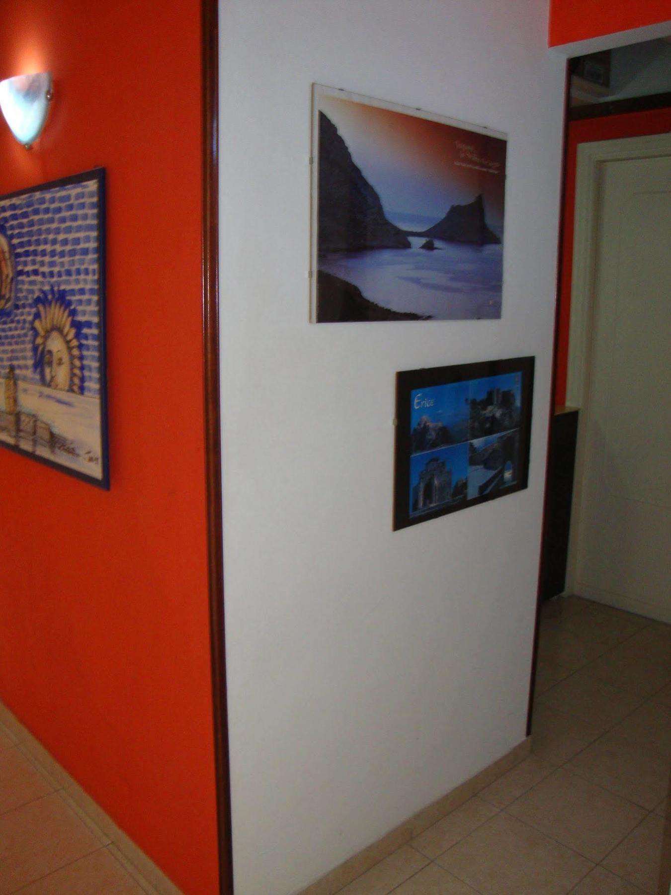 Bed & Breakfast Delle Palme Trapani Bagian luar foto